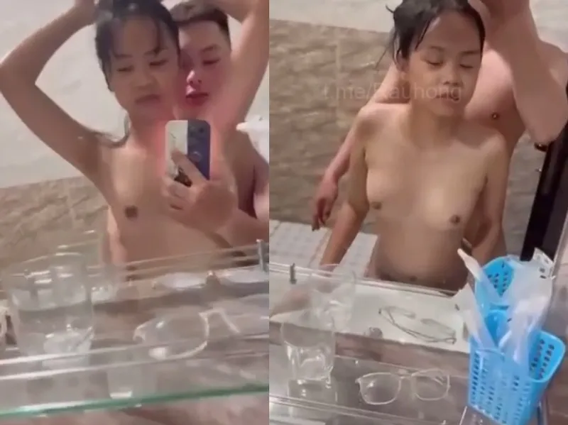 Thon gọn em cùng anh yêu phang trước gương quay kỉ niệm
